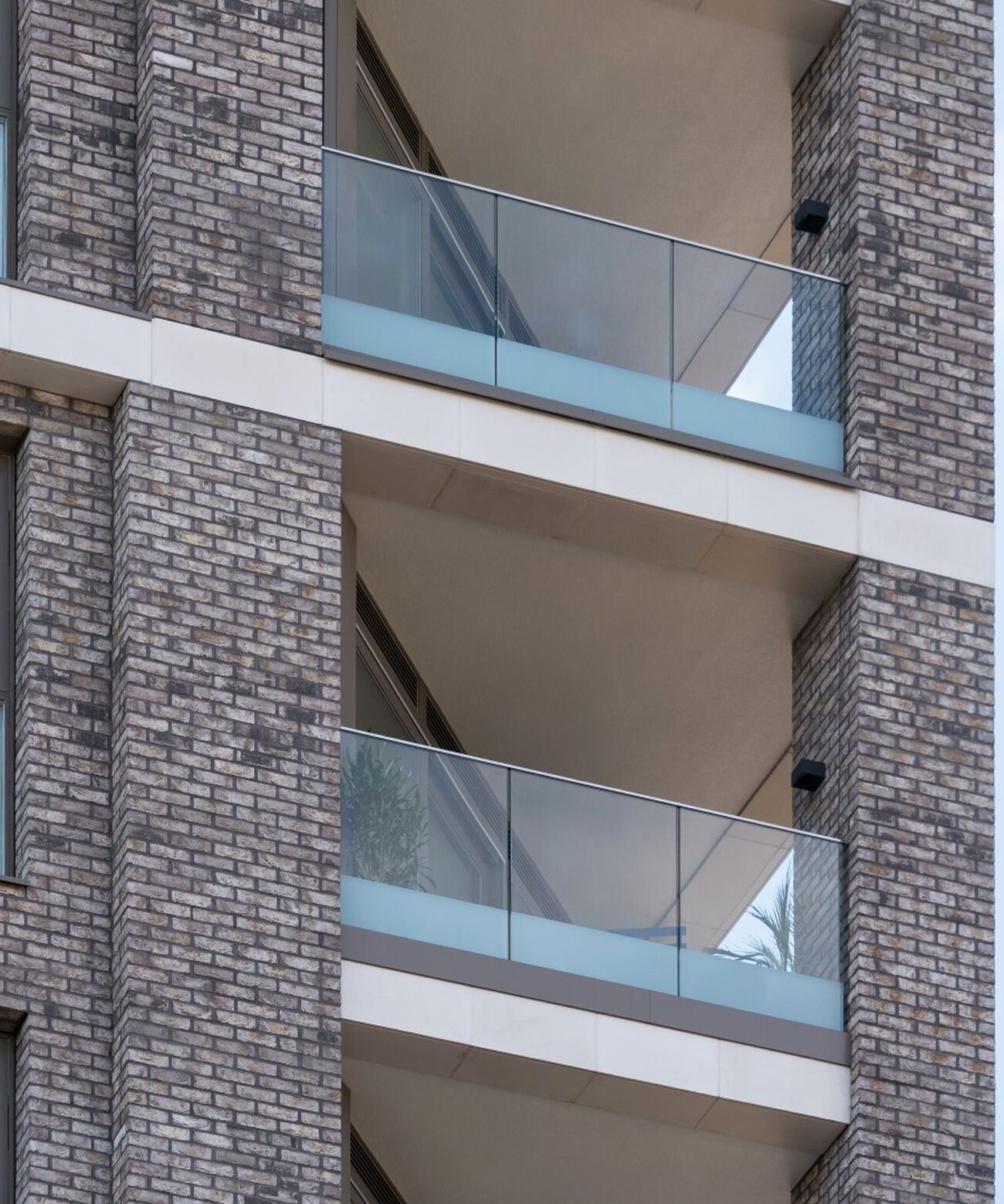 Hambrook House 12 Large