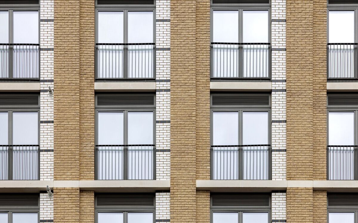 571 High Road Project, Cast Stone