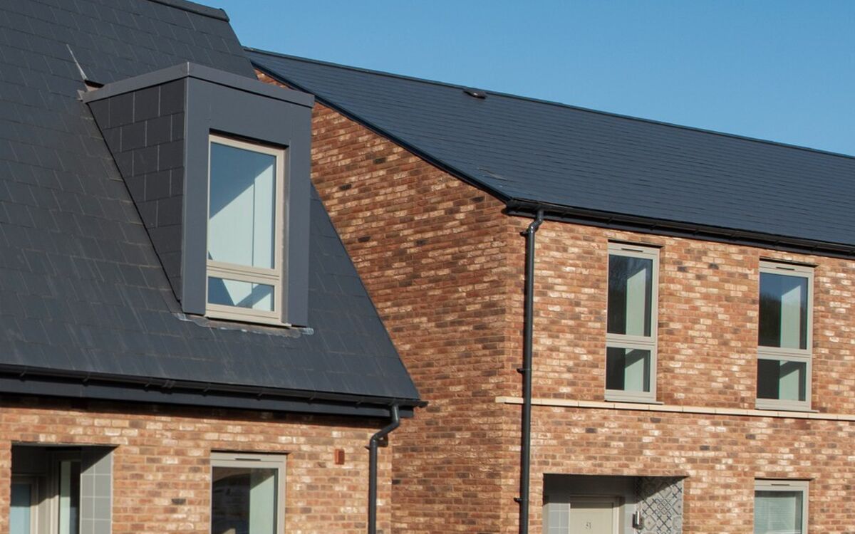 Capel Road, Wet Cast Stone