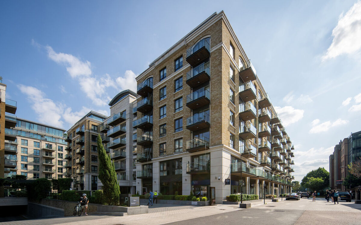 Wet Cast Stone - Fulham Reach