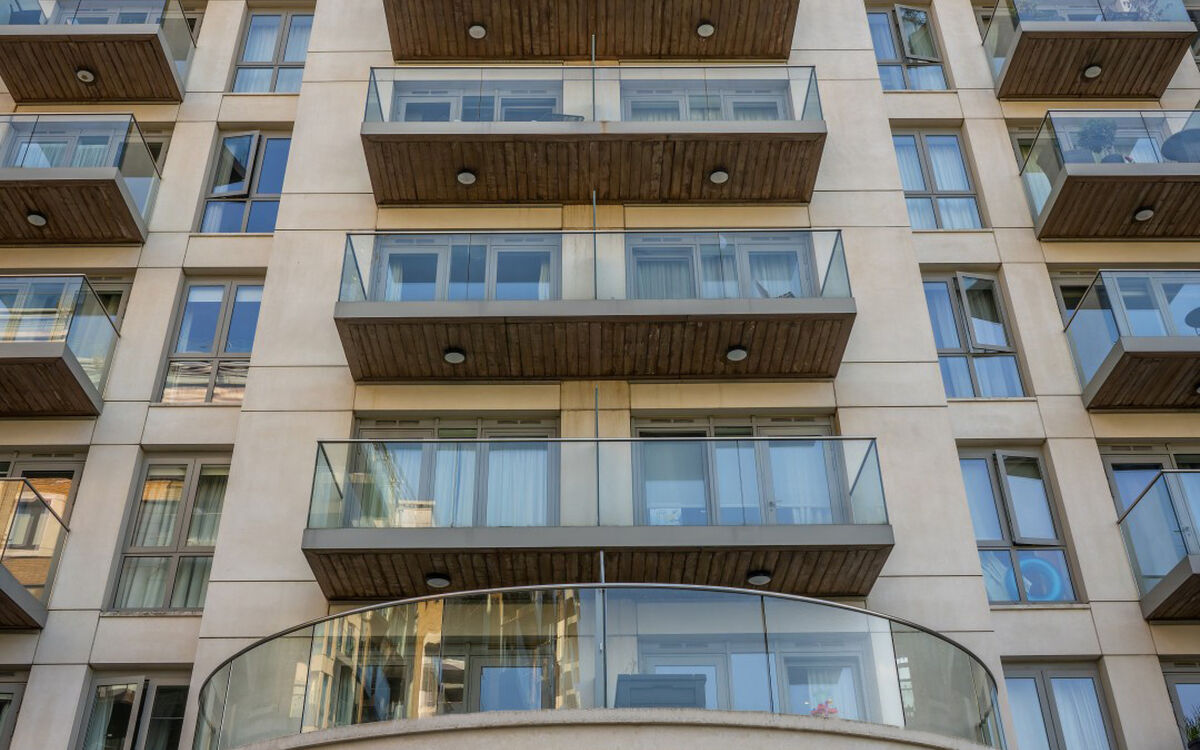 Fulham Reach, London - Wet Cast Stone