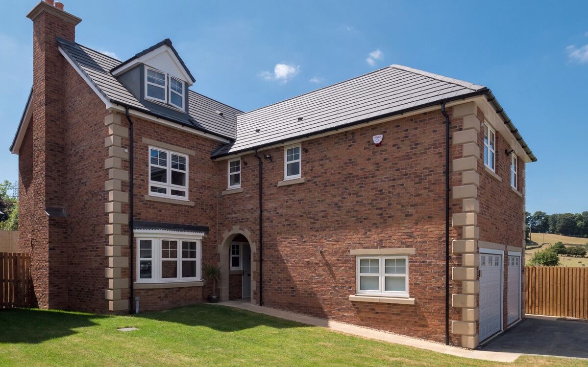 Menston Chartford Homes 27 Cast Stone Quoins