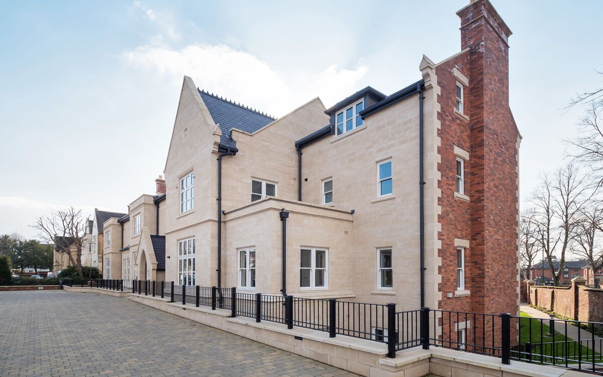Henley Hall 11 Cast Stone Quoins