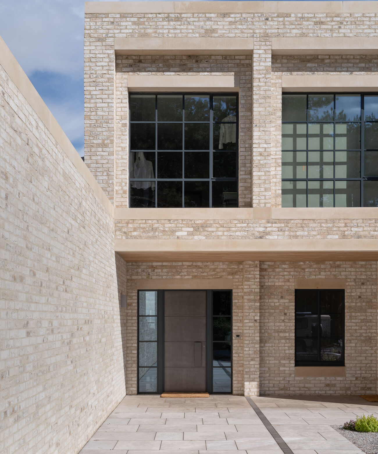 RFP TM S 3000px 2 12