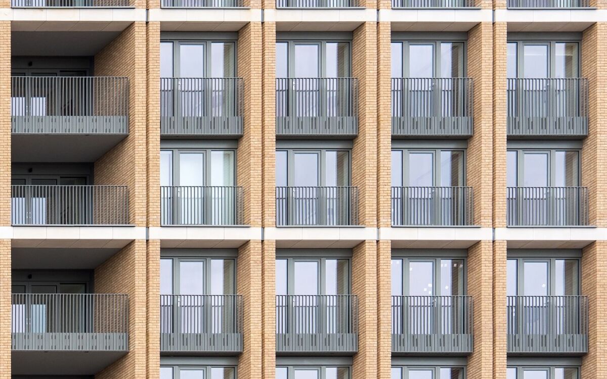 Hendon Waterside 24 Large